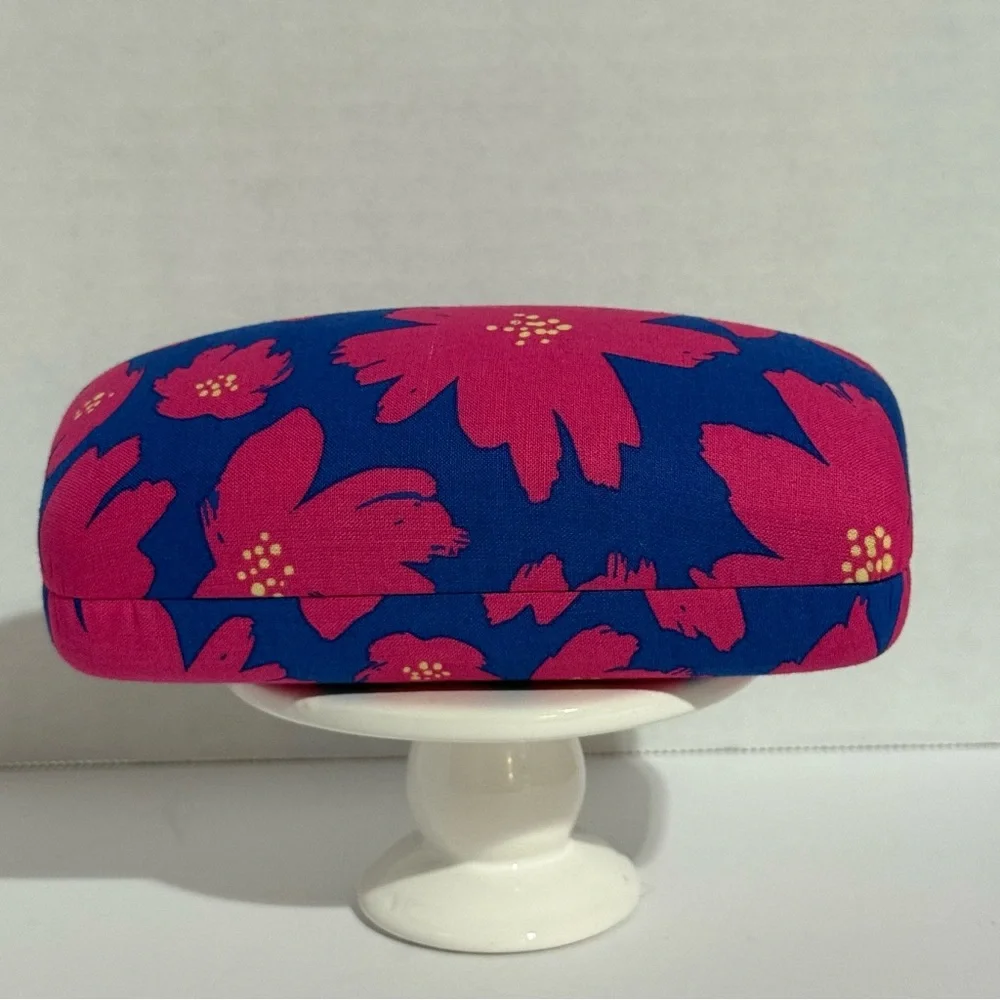 Vera Bradley Floral Blue and Pink Women's Accessory Case